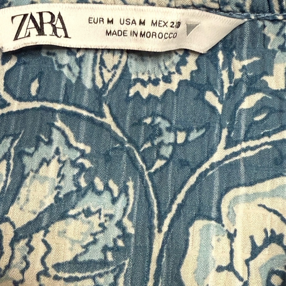 Zara Floral Blue Women's Top Size Medium - Picture 4 of 6